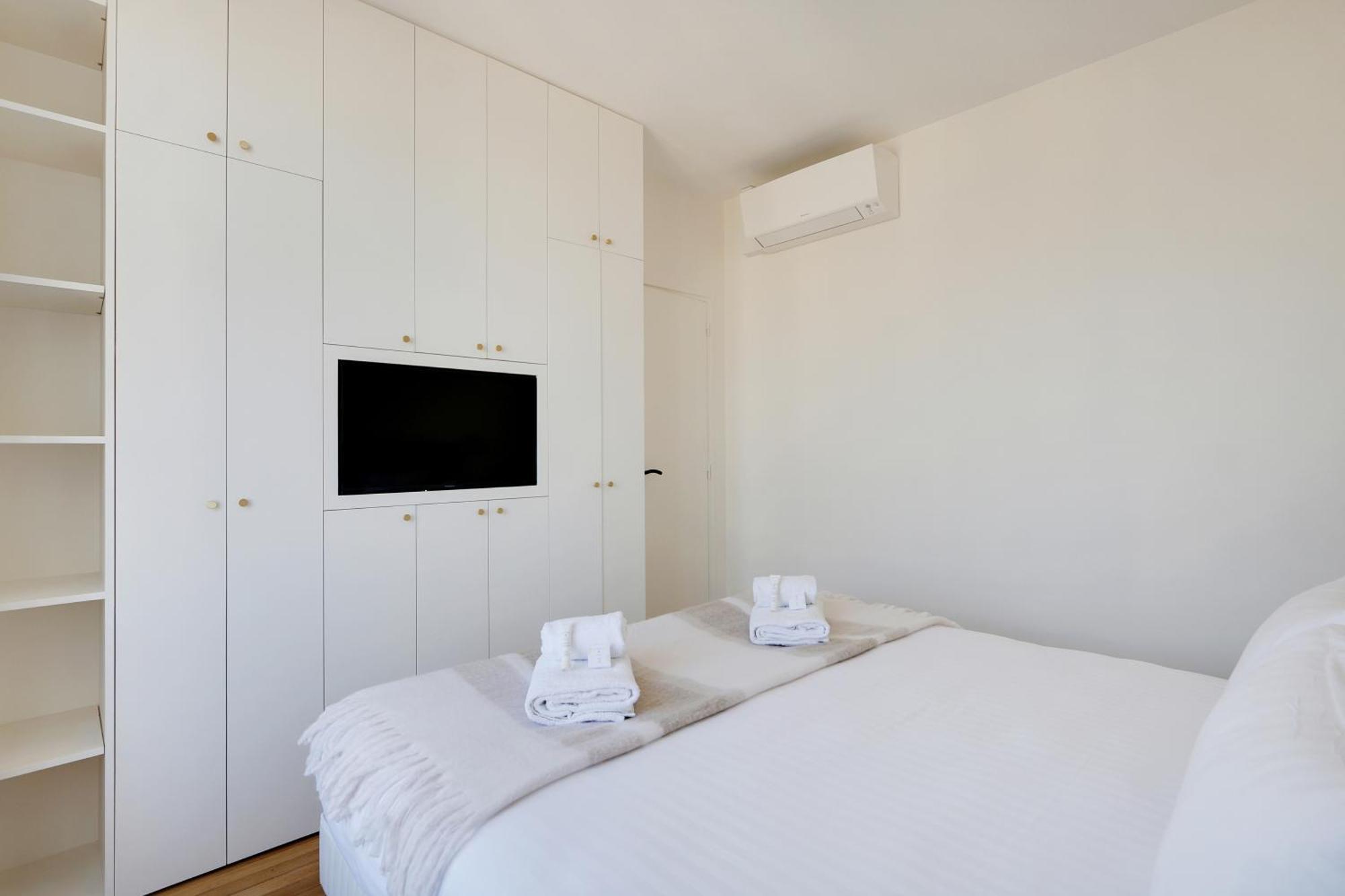 Pick A Flat'S Apartment In Saint Michel - Rue Du Sommerard Париж Экстерьер фото